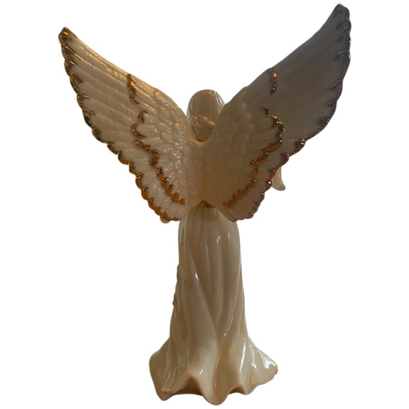 Mikasa fine bone China, retired “holiday elegance” Angel. - Picture 3 of 16